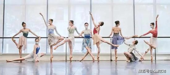 艺考的考试形式有哪些 艺考录取的原则有哪些？