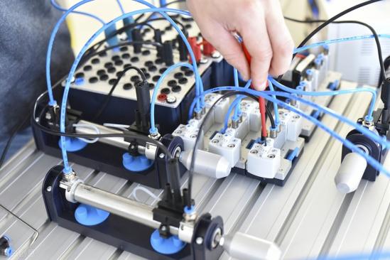 2024初中生毕业后学什么专业比较好