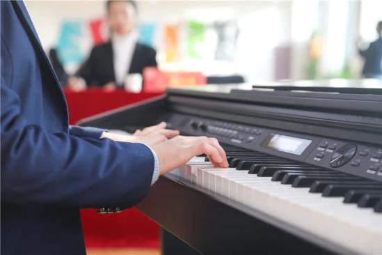 初中毕业上职业学校学什么职业好