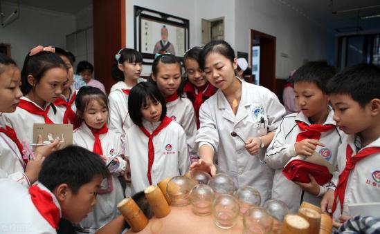 药学中药学中医学这三个专业哪个更好 哪个专业的前途发展更好