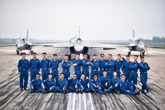 2024年空军招飞需要什么条件（这5个要求你符合吗）