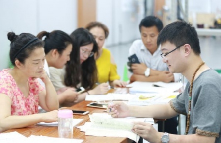 2024年学电子商务专业就业前景好不好
