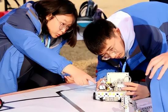 关于2024年不再招艺术特长生有关部门回应：新的特长生或将崛起