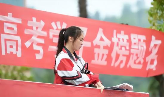 艺术特长生2024年要取消是真的吗（艺术生家长坐不住了）