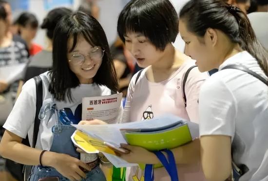 高中不允许复读已成定局（没考上高中的学生怎么办？官方回复叫人放心）
